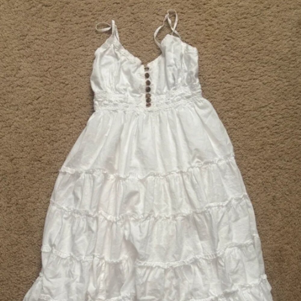 White maxi dress